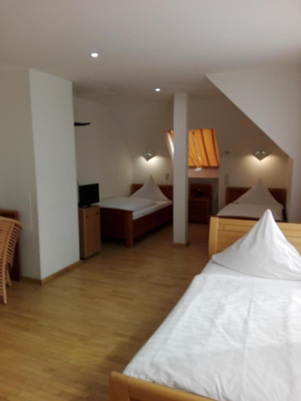 Hotel Restaurant 1000 Cologne Extérieur photo